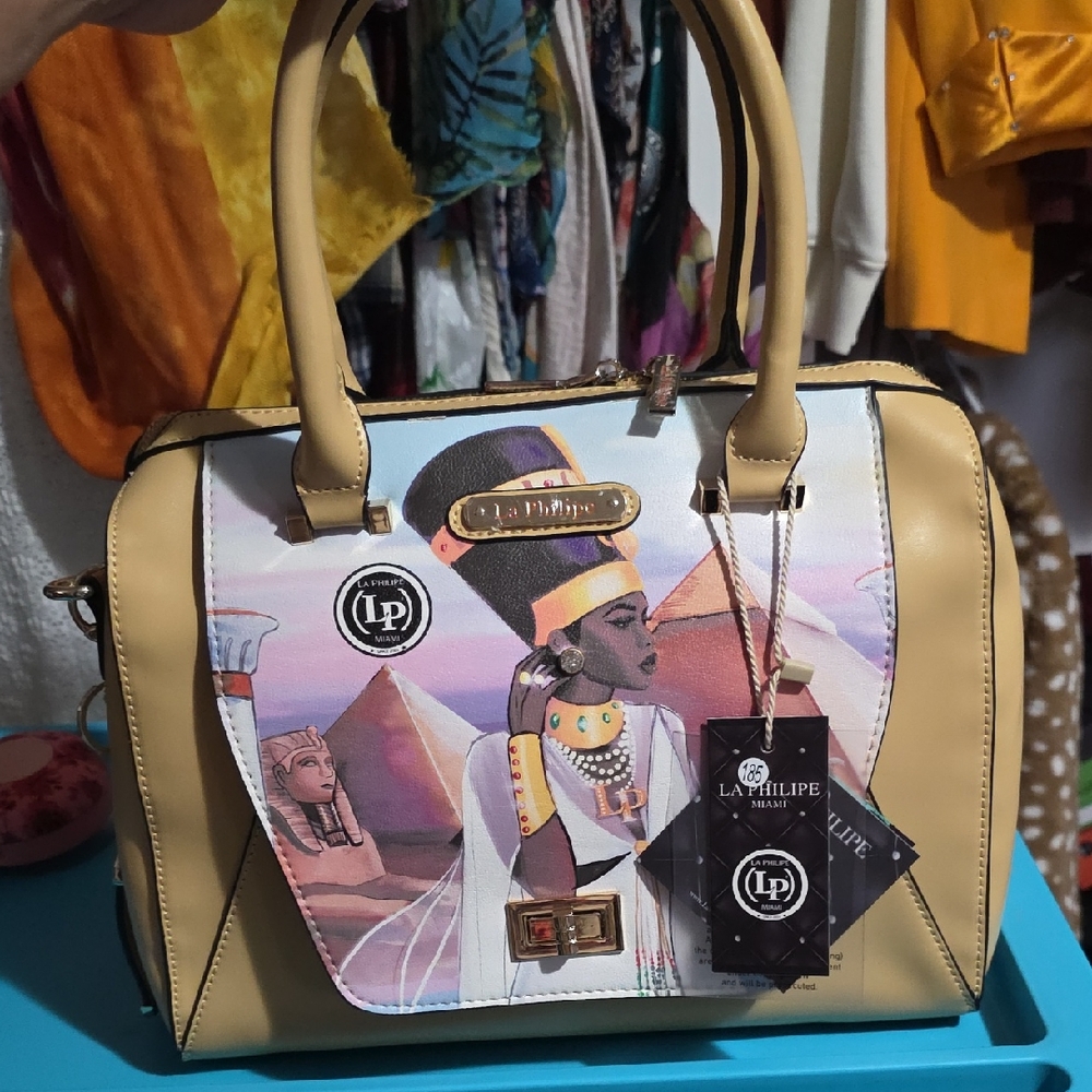 BNWT LA PHILIPE EGYPTIAN LADY BAG.